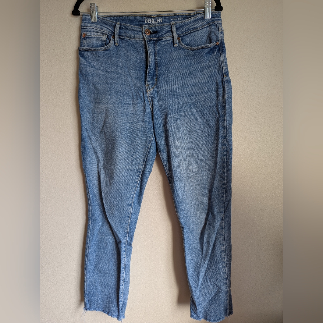 Denizen From Levi's Women's Blue Jeans Size 8/29